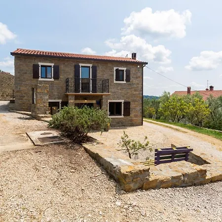 Holiday home Family Friendly House With A Swimming Pool Momjan, Istria - Sredisnja Istra - 27261 Momjan